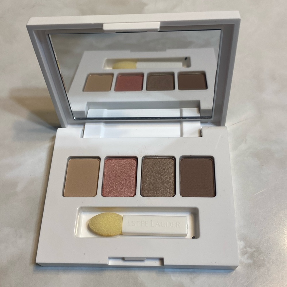 Estée Lauder eyeshadow